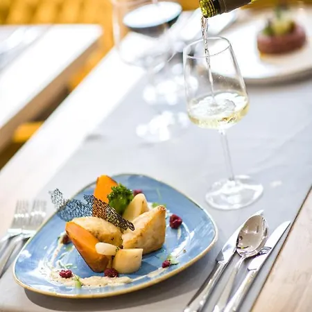 Hotel Zalewski Treptower Deep